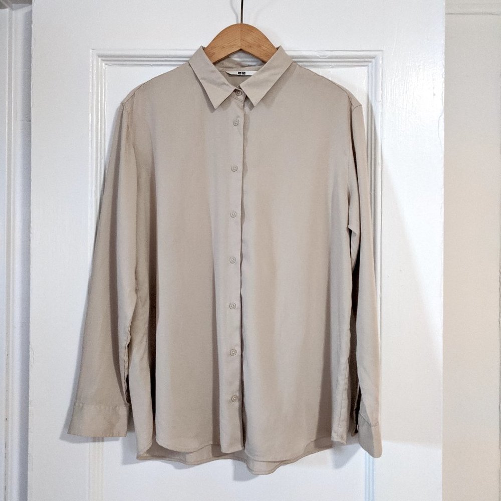 L Uniqlo Rayon Long-Sleeve Blouse - Natural